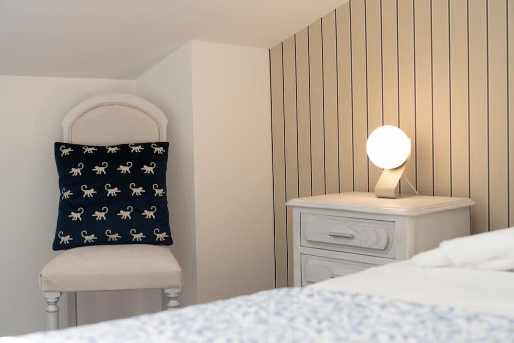 נאזרה Sunset Terrace - Beachfront Apartment With Private Parking מראה חיצוני תמונה